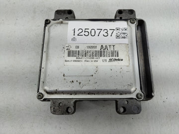 2014-2016 Gmc Sierra 1500 PCM Engine Control Computer ECU ECM PCU OEM P/N:12639900 Fits Fits 2014 2015 2016 OEM Used Auto Pa