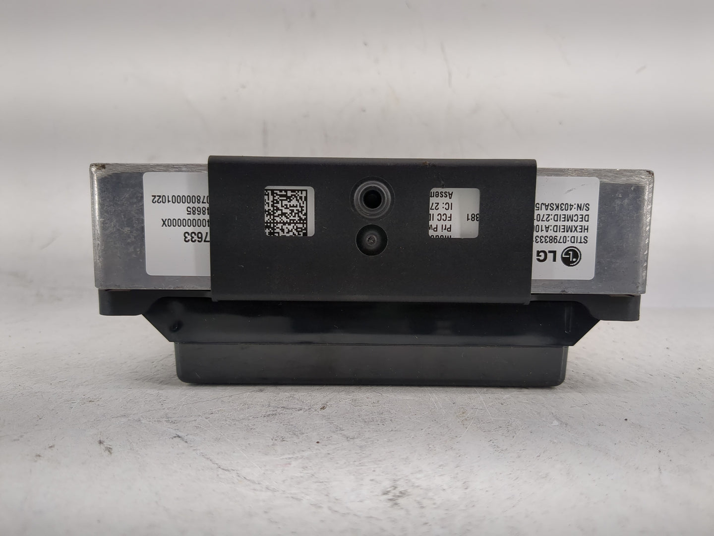 2014 Gmc Sierra 1500 Radio AM FM Cd Player Receiver Replacement P/N:13592808 Fits Fits 2015 OEM Used Auto Parts - Oemusedaut