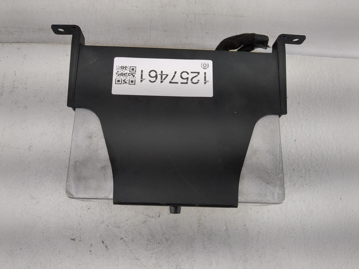 2014 Gmc Sierra 1500 Radio AM FM Cd Player Receiver Replacement P/N:13592808 Fits Fits 2015 OEM Used Auto Parts - Oemusedaut