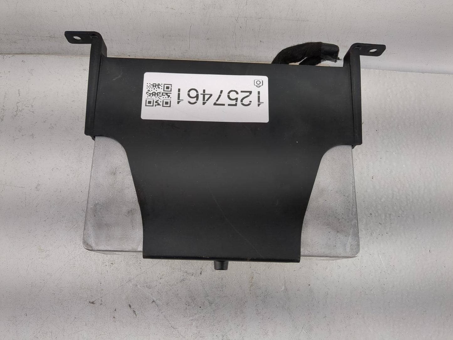 2014 Gmc Sierra 1500 Radio AM FM Cd Player Receiver Replacement P/N:13592808 Fits Fits 2015 OEM Used Auto Parts - Oemusedaut