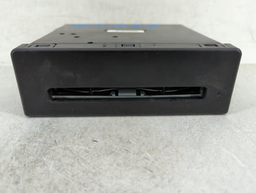 2014 Gmc Sierra 1500 Radio AM FM Cd Player Receiver Replacement P/N:13590747 Fits Fits 2013 2015 OEM Used Auto Parts - Oemus