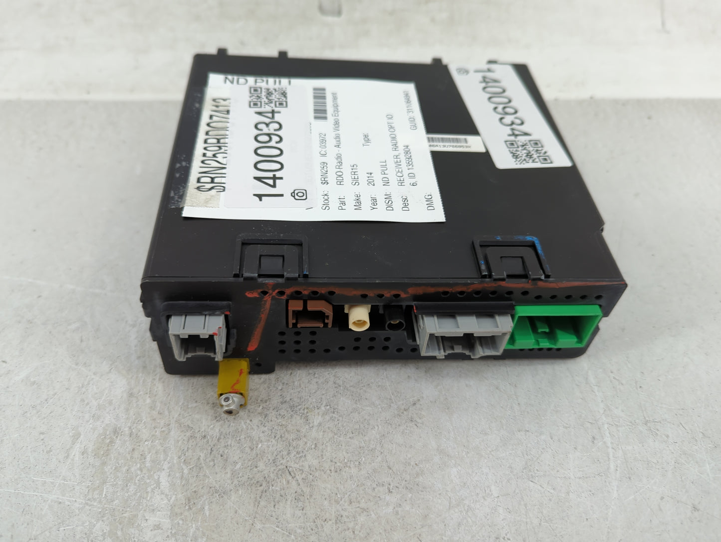 2014 Gmc Sierra 1500 Radio AM FM Cd Player Receiver Replacement P/N:13592715 Fits Fits 2013 2015 OEM Used Auto Parts - Oemus