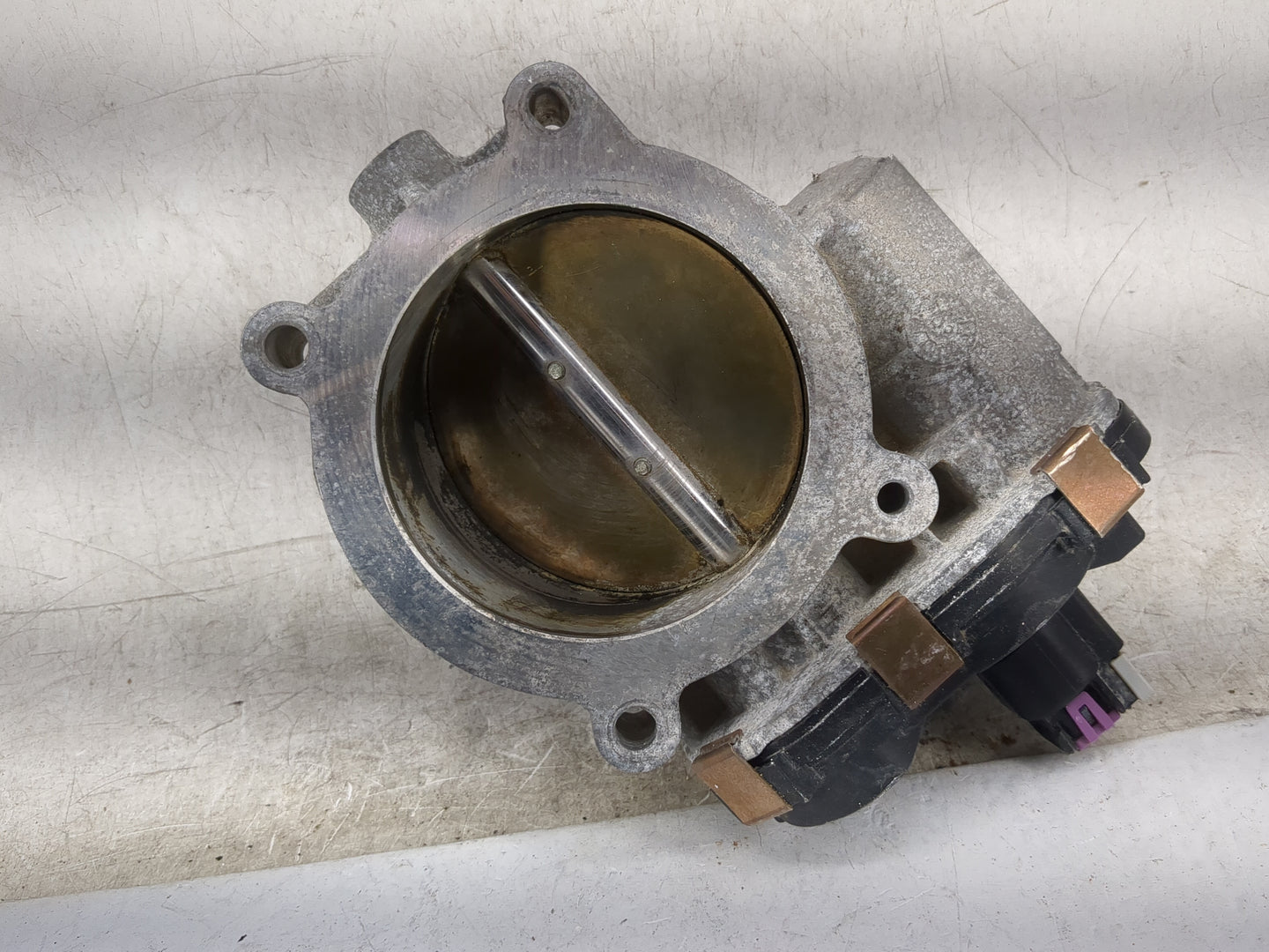 2014 Gmc Sierra 1500 Throttle Body P/N:0114 05982A Fits OEM Used Auto Parts - Oemusedautoparts1.com