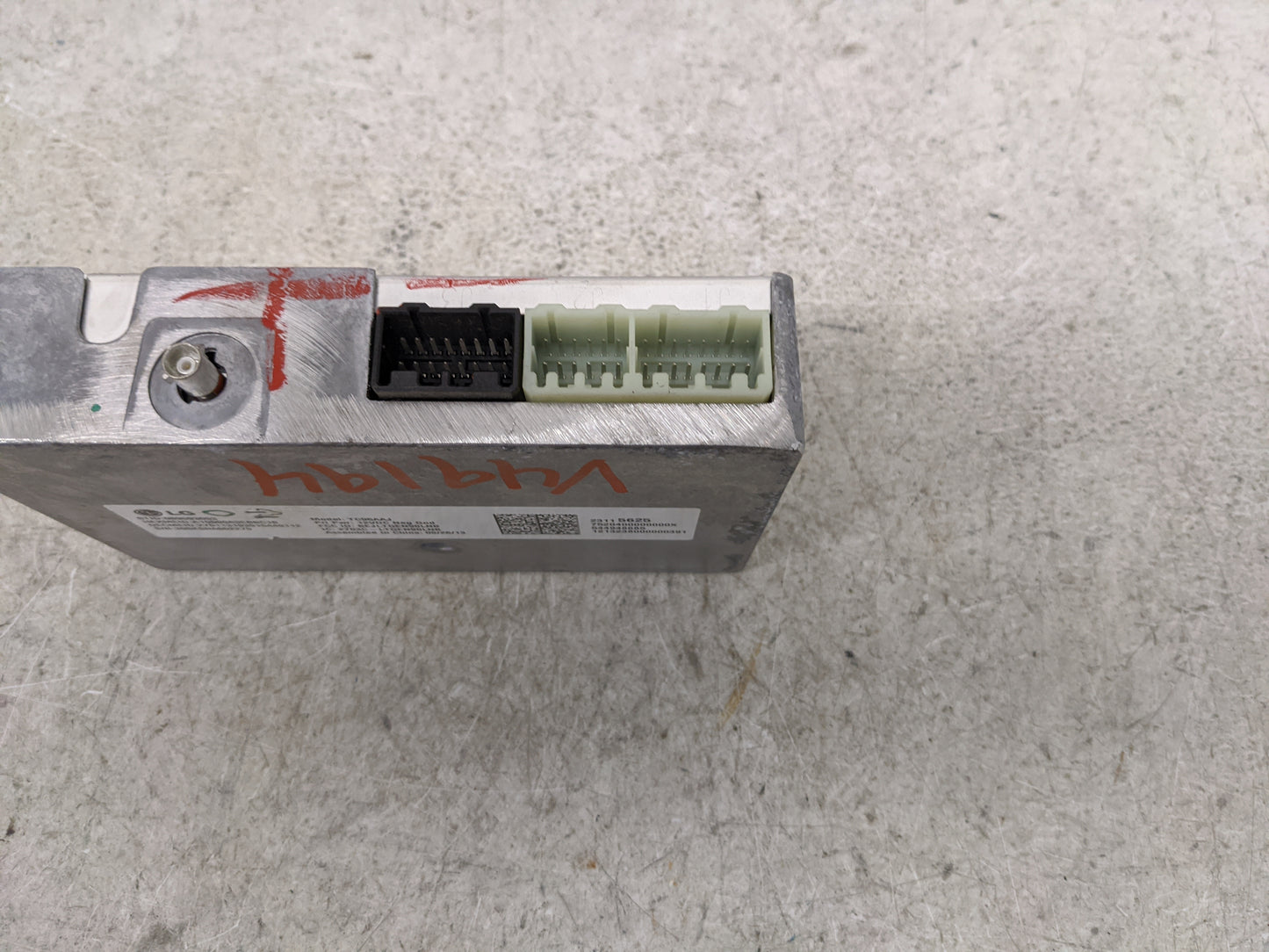 2014-2014 Gmc Sierra 1500 Communication Control Module - Oemusedautoparts1.com