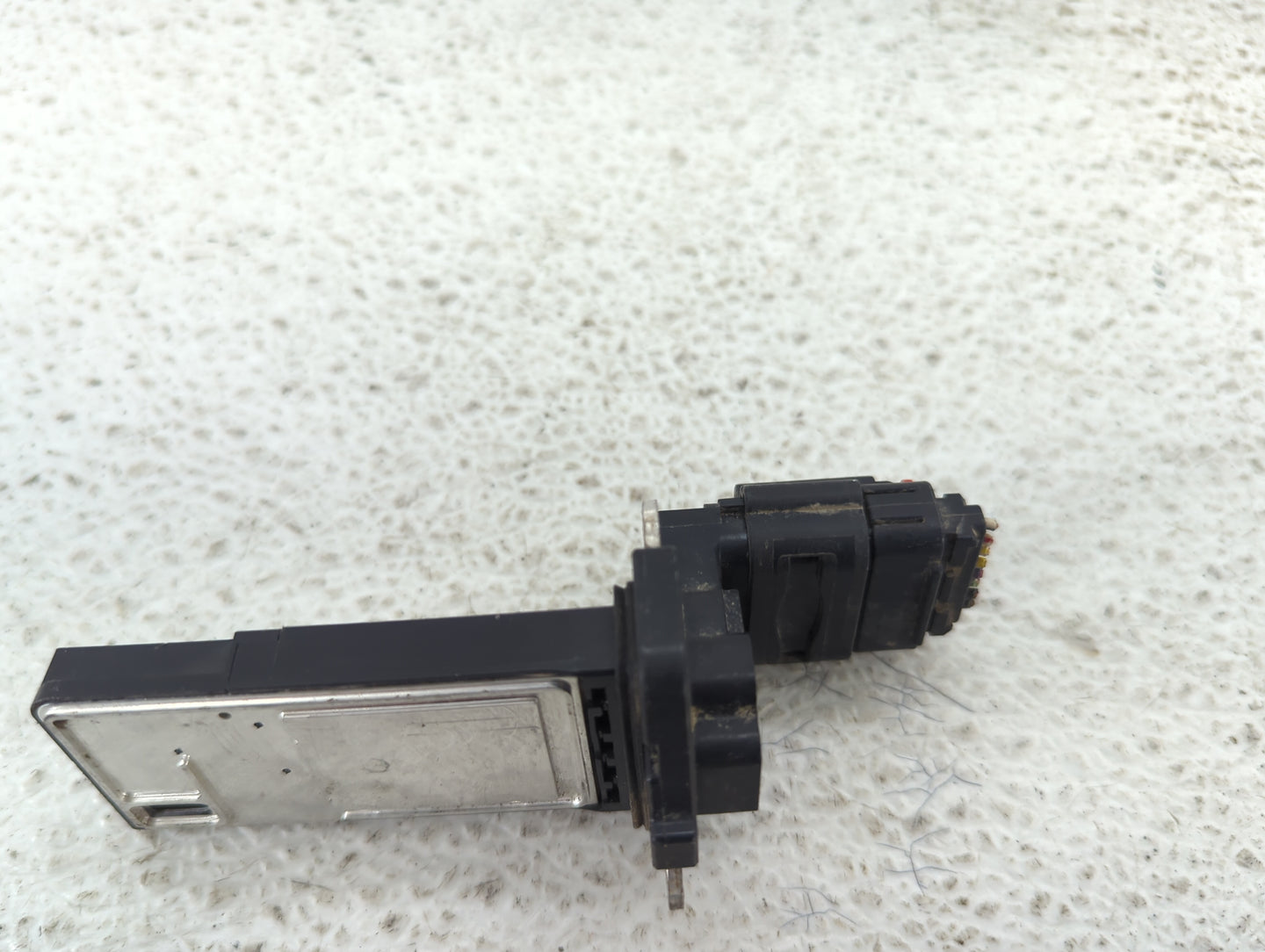 2014-2019 Gmc Sierra 1500 Mass Air Flow Meter Maf 1485540 - Oemusedautoparts1.com