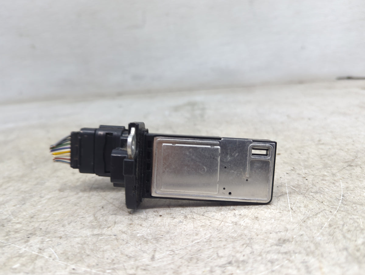 2014-2019 Gmc Sierra 1500 Mass Air Flow Meter Maf Sensor 1486557 - Oemusedautoparts1.com