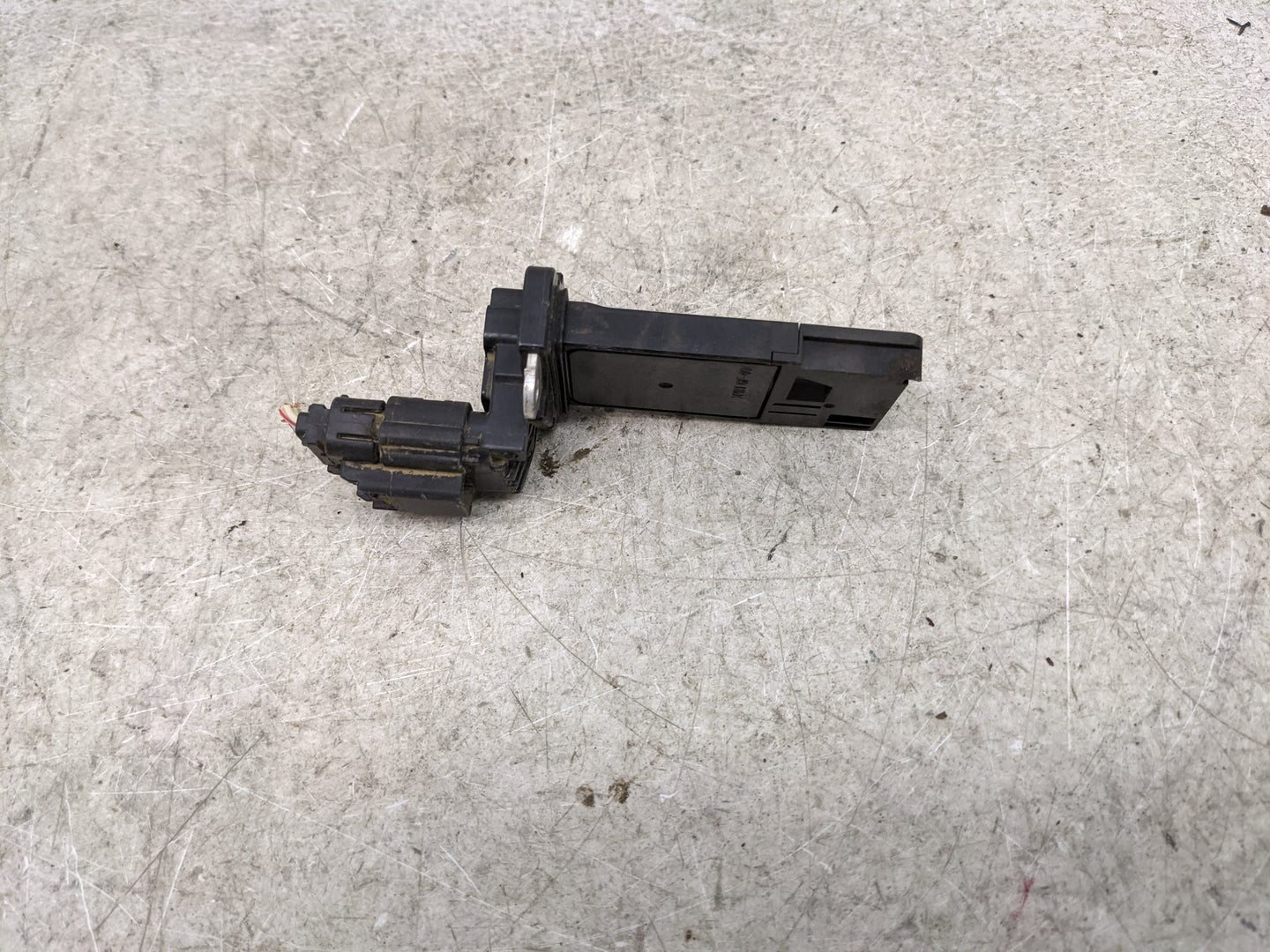 2014-2019 Gmc Sierra 1500 Mass Air Flow Meter Maf 1487467 - Oemusedautoparts1.com