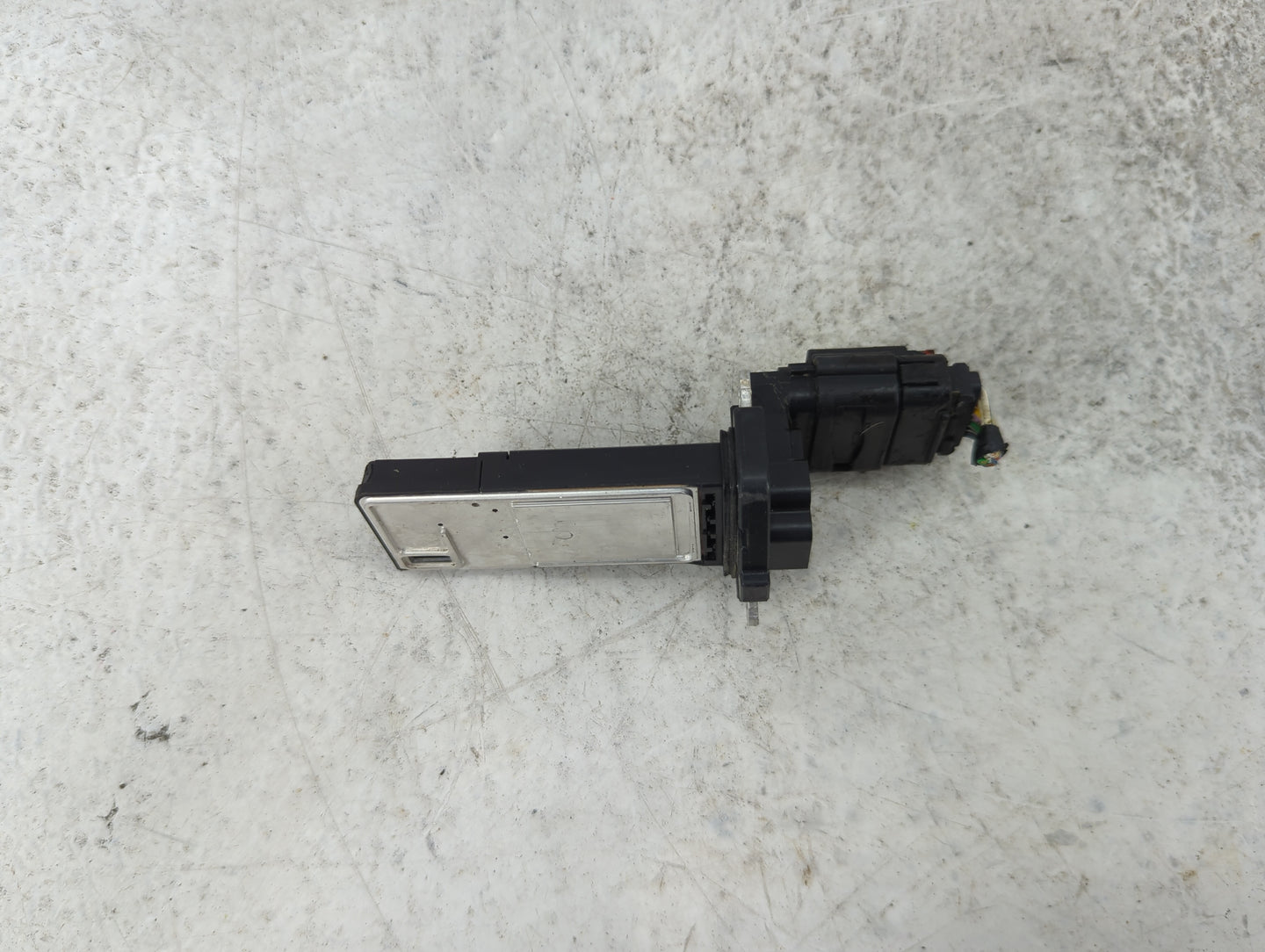 2014-2019 Gmc Sierra 1500 Mass Air Flow Meter Maf 1489941 - Oemusedautoparts1.com