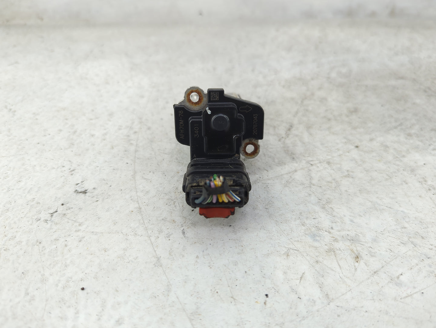 2014-2019 Gmc Sierra 1500 Mass Air Flow Meter Maf 1489941 - Oemusedautoparts1.com