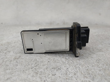 2014-2019 Gmc Sierra 1500 Mass Air Flow Meter Maf 1489949 - Oemusedautoparts1.com