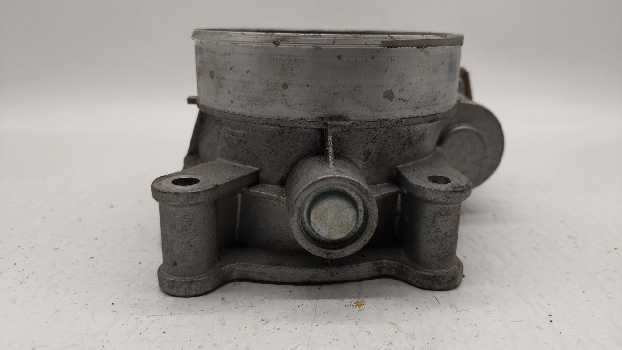 2014-2018 Gmc Sierra 1500 Throttle Body P/N:12678224 12617792 Fits Fits 2014 2015 2016 2017 2018 2019 OEM Used Auto Parts - 