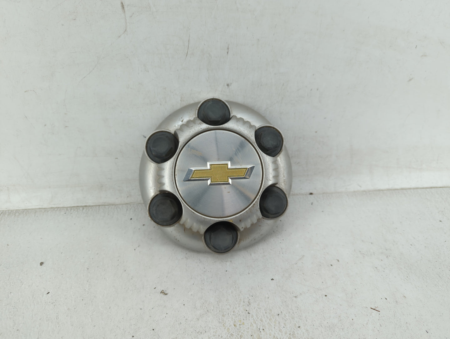 2014 Gmc Sierra 1500 Rim Wheel Center Cap - Oemusedautoparts1.com