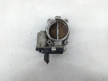 2014-2015 Gmc Sierra 1500 Throttle Body P/N:12632171BA Fits Fits 2014 2015 OEM Used Auto Parts - Oemusedautoparts1.com