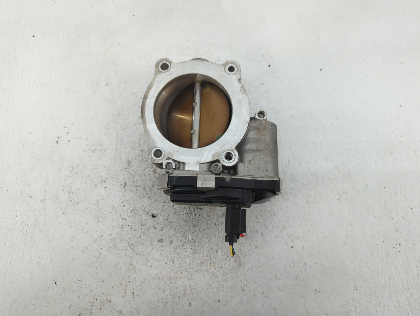 2014-2015 Gmc Sierra 1500 Throttle Body P/N:12632171BA Fits Fits 2014 2015 OEM Used Auto Parts - Oemusedautoparts1.com
