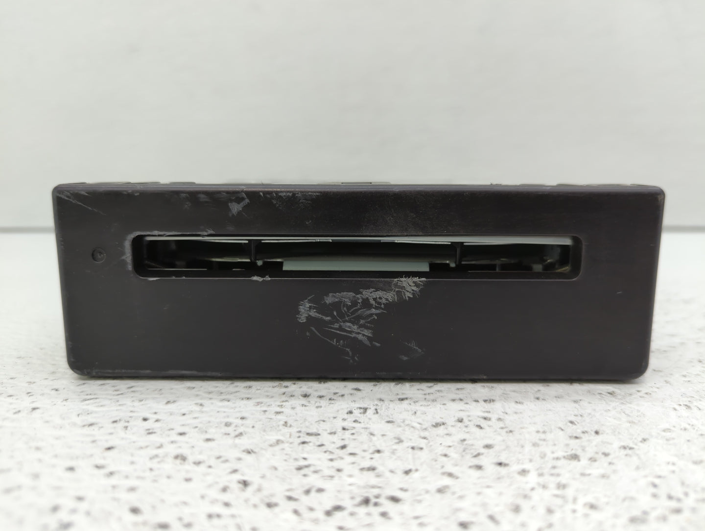 2014 Gmc Sierra 1500 Radio AM FM Cd Player Receiver Replacement P/N:13590747 Fits Fits 2013 2015 OEM Used Auto Parts - Oemus