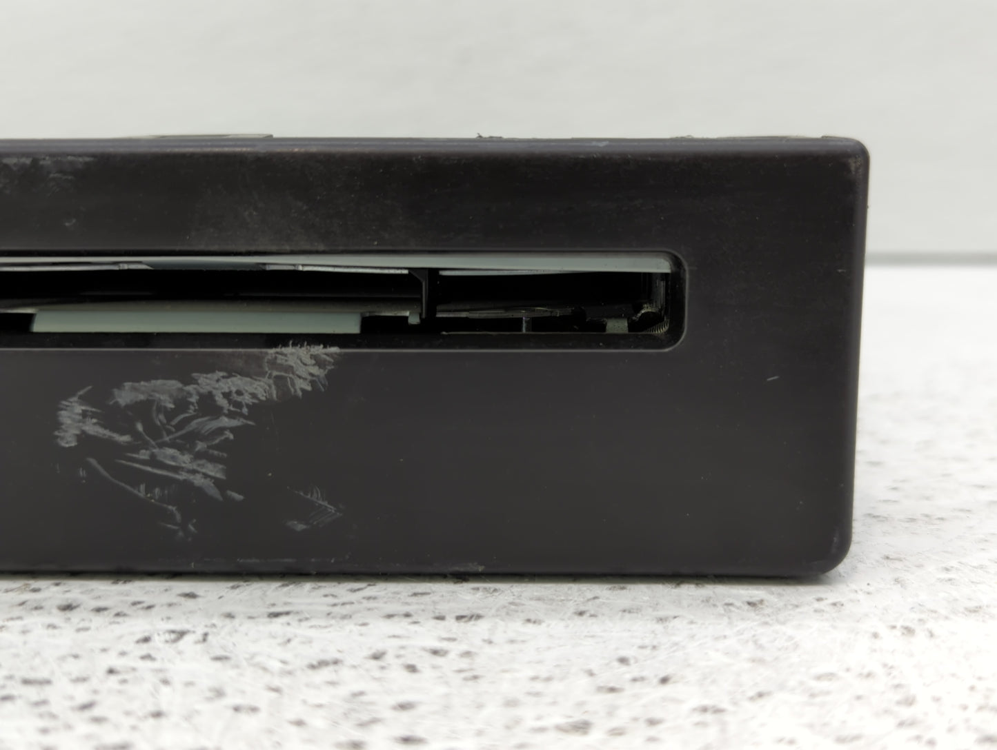 2014 Gmc Sierra 1500 Radio AM FM Cd Player Receiver Replacement P/N:13590747 Fits Fits 2013 2015 OEM Used Auto Parts - Oemus
