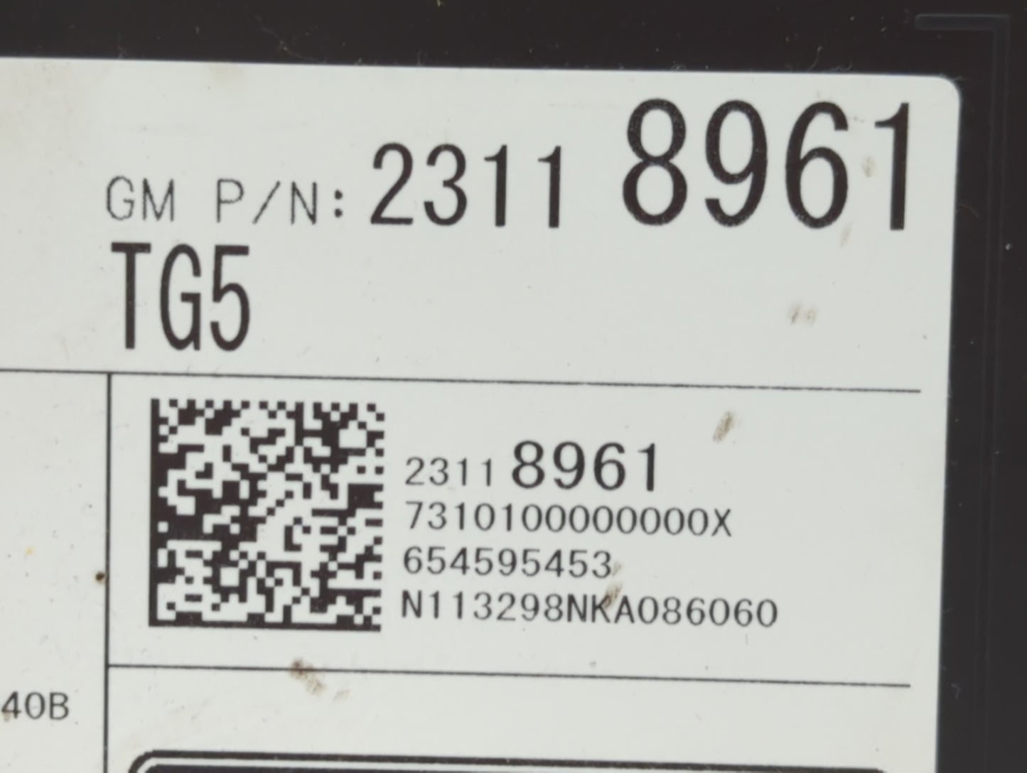 2014-2014 Gmc Sierra 1500 Am Fm Cd Player Radio Receiver - Oemusedautoparts1.com