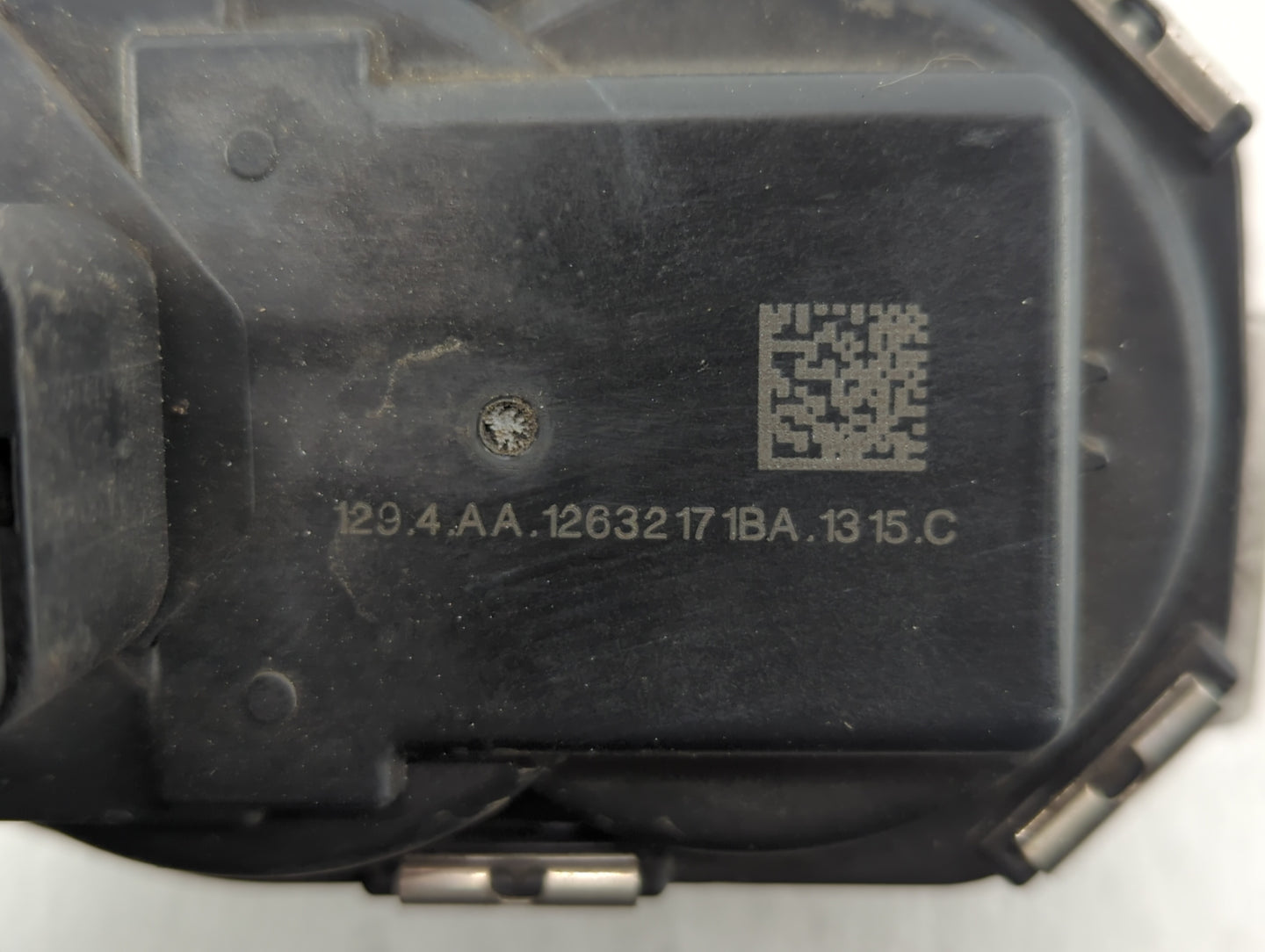 2014-2015 Gmc Sierra 1500 Throttle Body P/N:12632171BA Fits Fits 2014 2015 OEM Used Auto Parts - Oemusedautoparts1.com