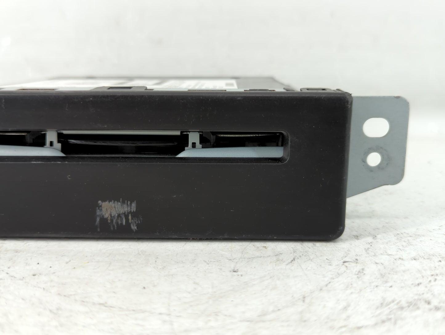 2014 Gmc Sierra 1500 Radio AM FM Cd Player Receiver Replacement P/N:13594481 Fits Fits 2013 2015 OEM Used Auto Parts - Oemus
