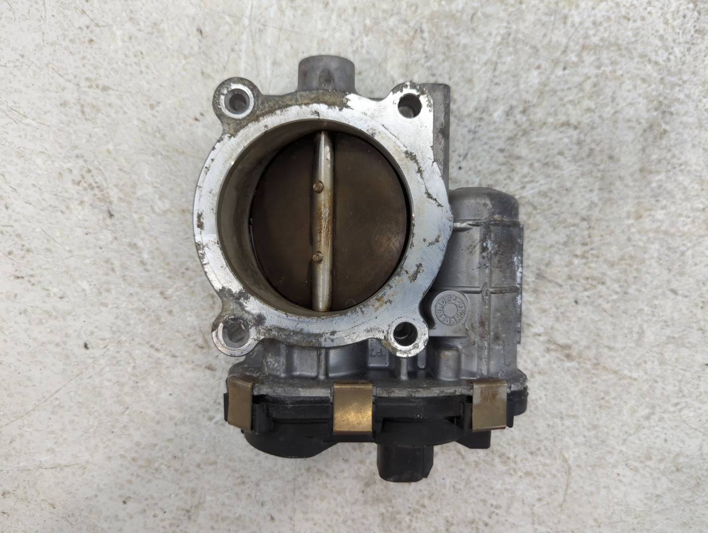 2014-2015 Gmc Sierra 1500 Throttle Body P/N:12632171BA Fits Fits 2014 2015 OEM Used Auto Parts - Oemusedautoparts1.com