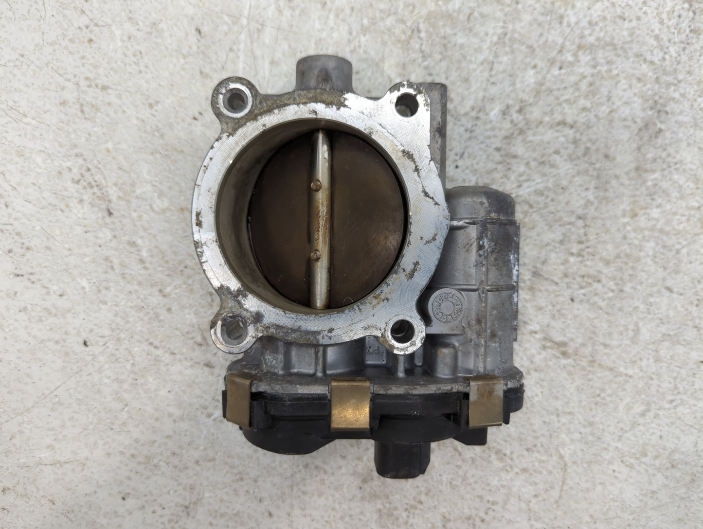 2014-2015 Gmc Sierra 1500 Throttle Body P/N:12632171BA Fits Fits 2014 2015 OEM Used Auto Parts - Oemusedautoparts1.com