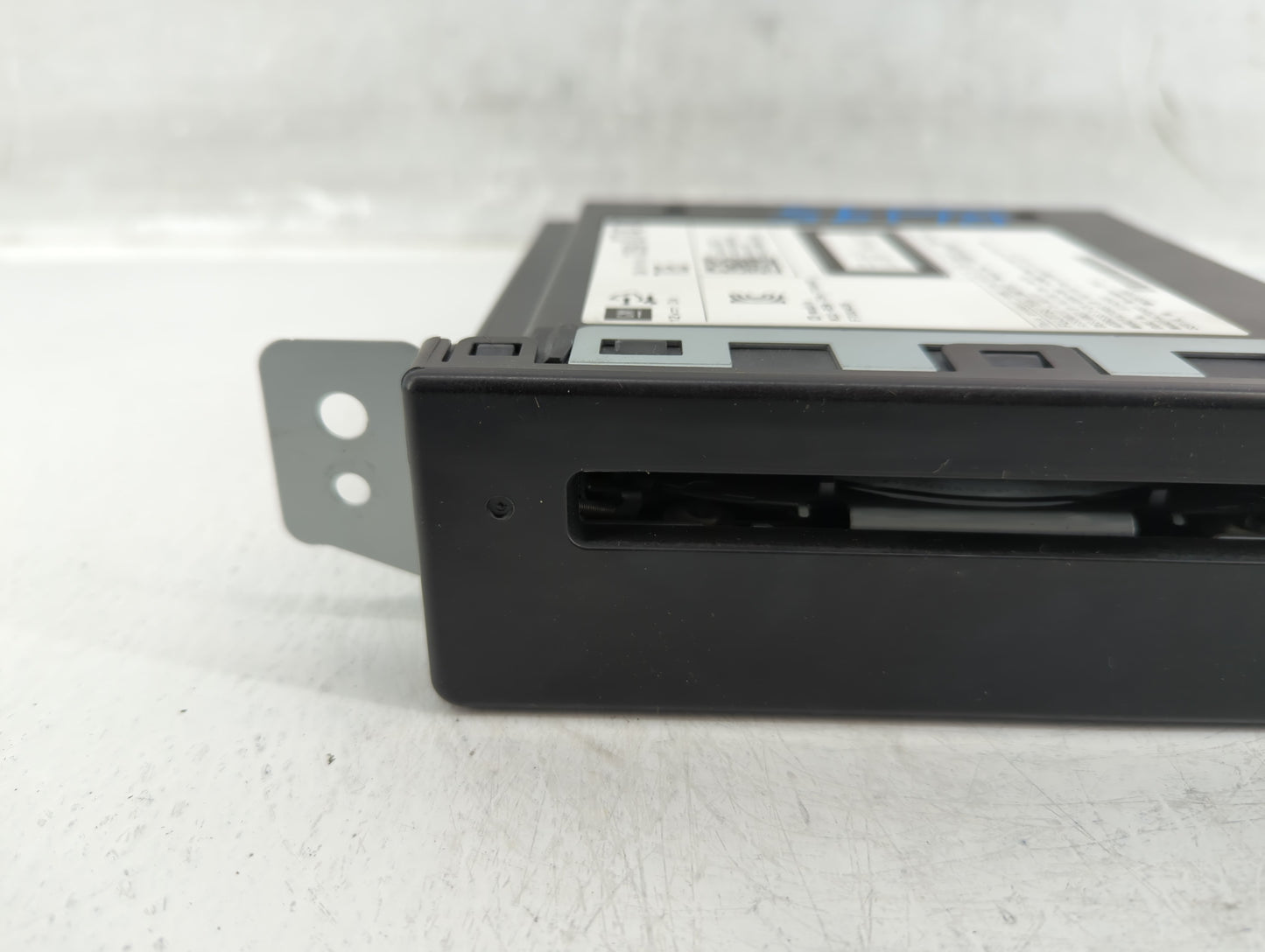 2014 Gmc Sierra 1500 Radio AM FM Cd Player Receiver Replacement P/N:13590747 Fits Fits 2013 2015 OEM Used Auto Parts - Oemus