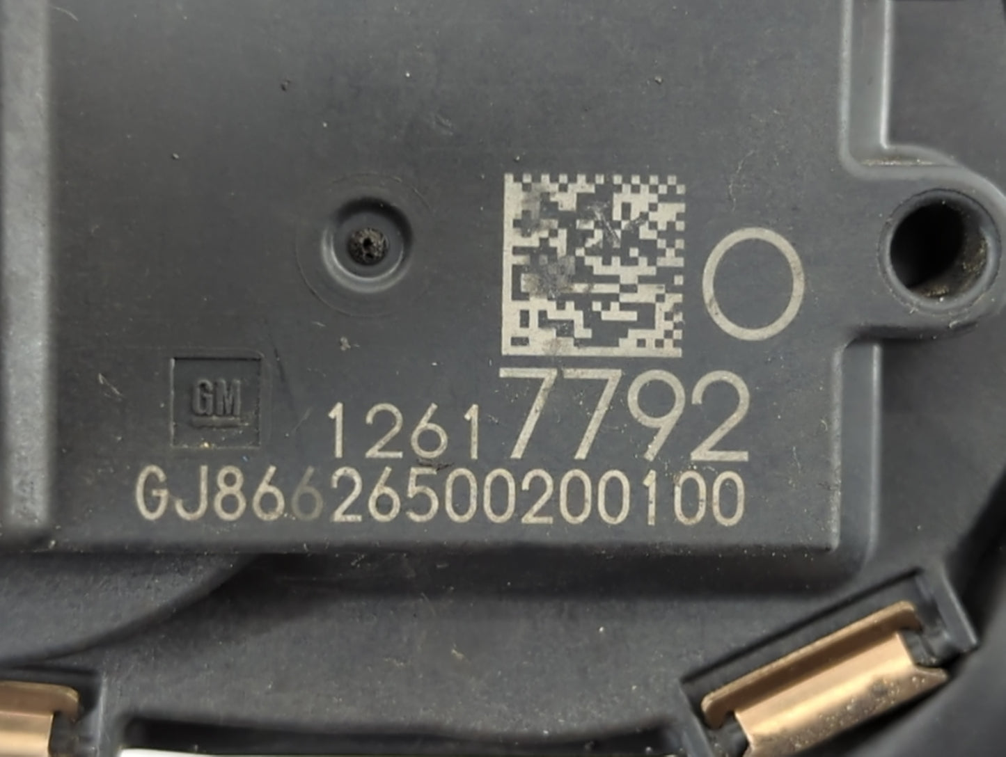 2014-2022 Gmc Sierra 1500 Throttle Body P/N:12617792 Fits Fits 2014 2015 2016 2017 2018 2019 2020 2021 2022 OEM Used Auto Pa