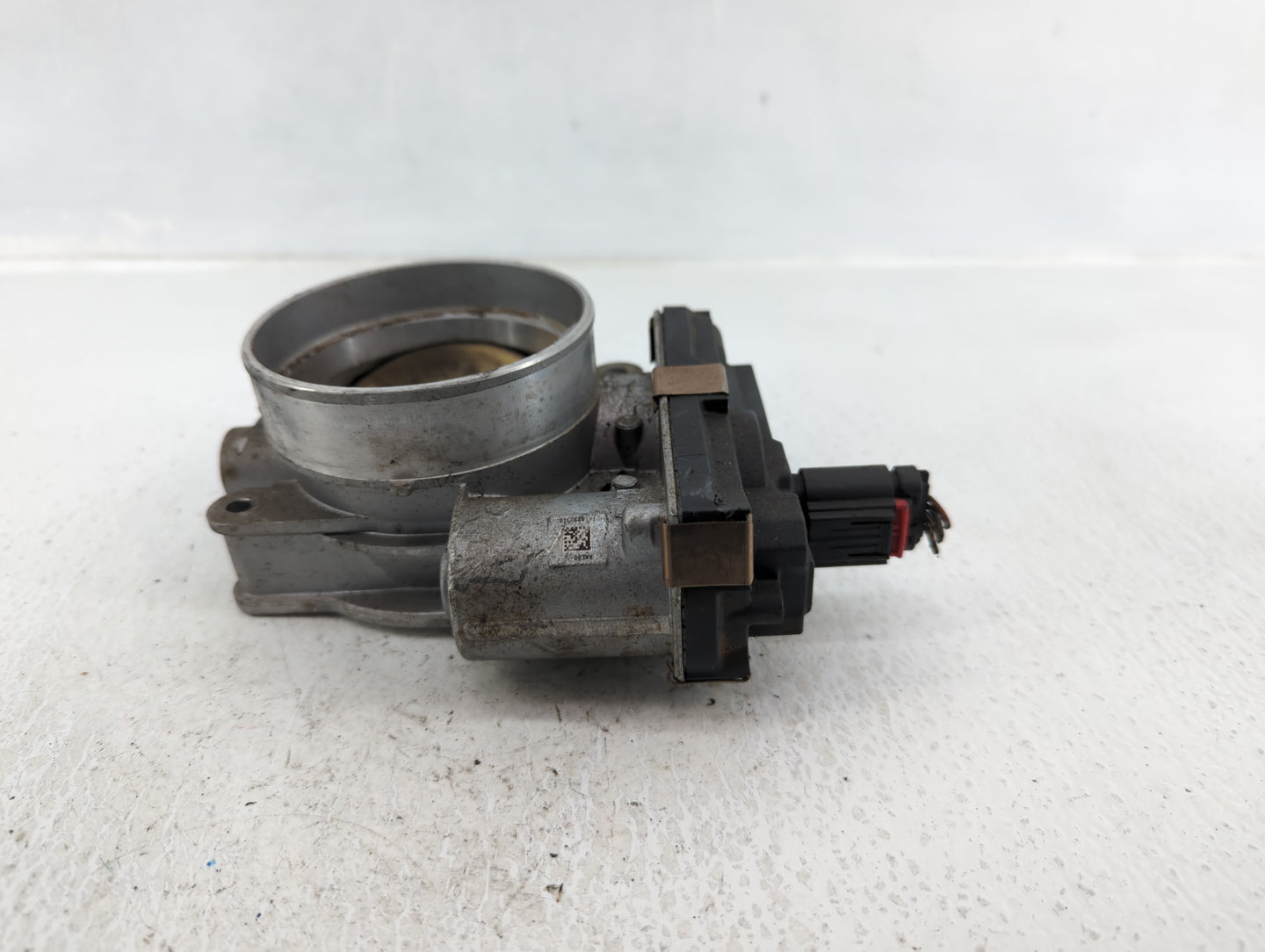 2014-2022 Gmc Sierra 1500 Throttle Body P/N:12617792 Fits Fits 2014 2015 2016 2017 2018 2019 2020 2021 2022 OEM Used Auto Pa