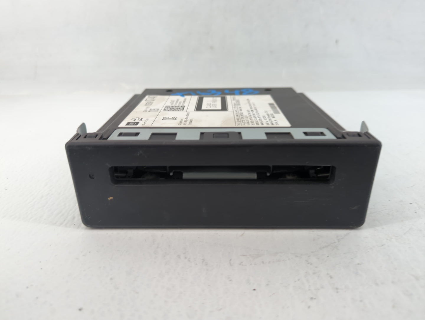 2014 Gmc Sierra 1500 Radio AM FM Cd Player Receiver Replacement P/N:13590747 Fits Fits 2013 2015 OEM Used Auto Parts - Oemus