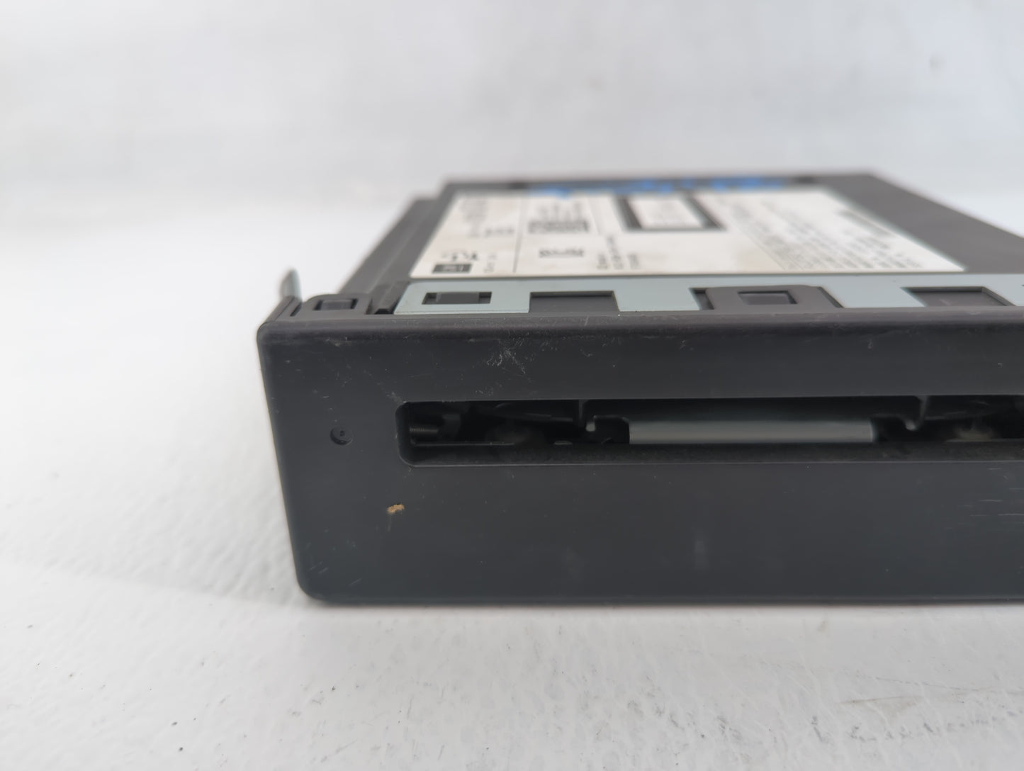 2014 Gmc Sierra 1500 Radio AM FM Cd Player Receiver Replacement P/N:13590747 Fits Fits 2013 2015 OEM Used Auto Parts - Oemus