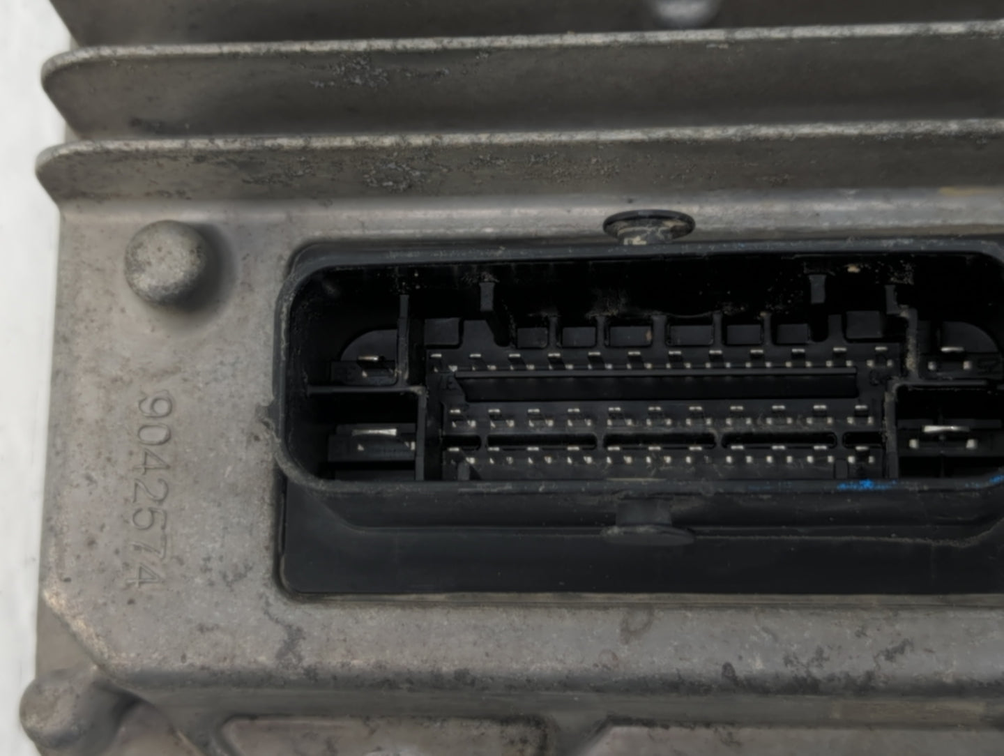 2014-2015 Gmc Sierra 1500 Chassis Control Module Ccm Bcm Body Control - Oemusedautoparts1.com