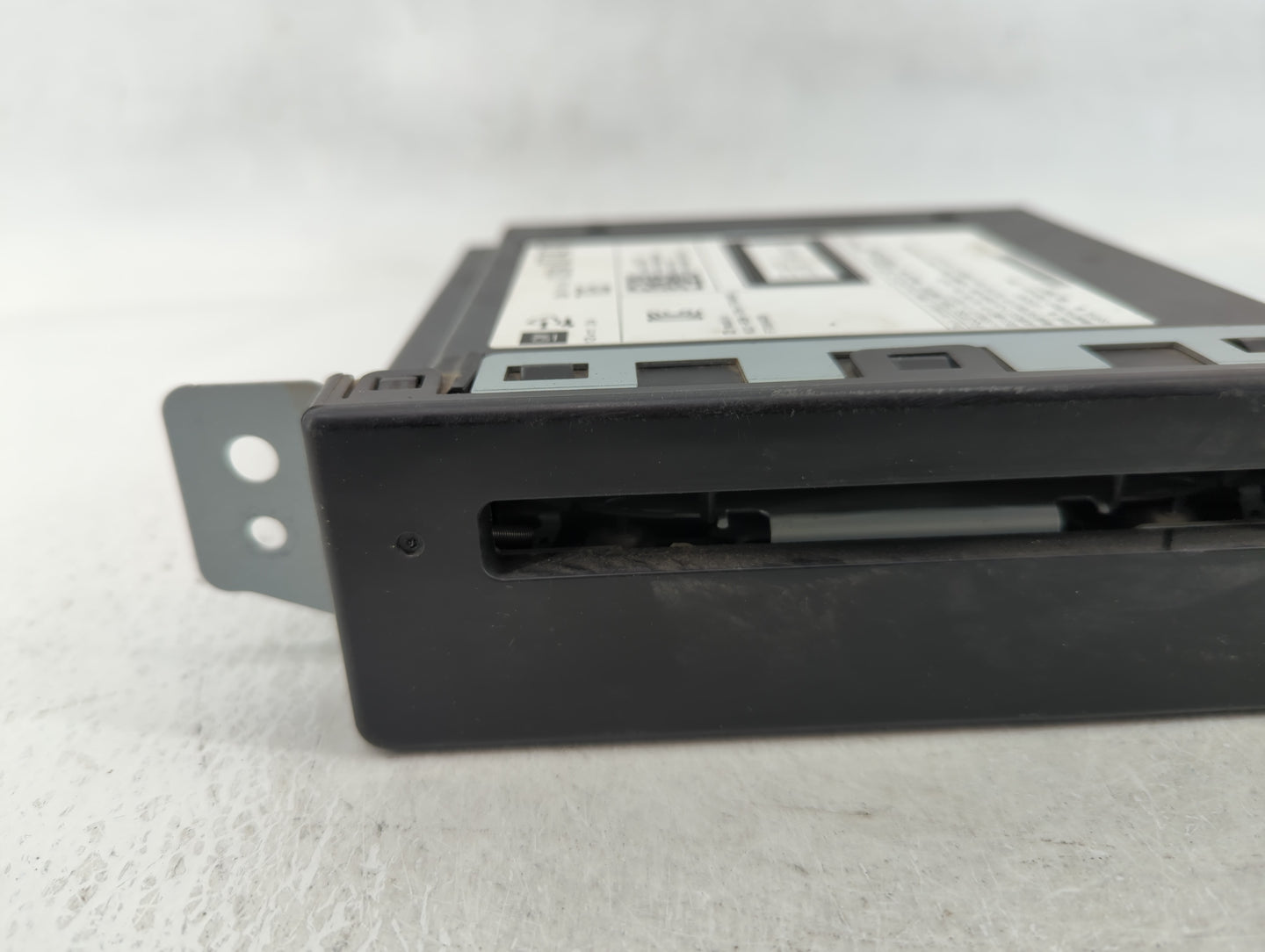 2014 Gmc Sierra 1500 Radio AM FM Cd Player Receiver Replacement P/N:13590747 Fits Fits 2013 2015 OEM Used Auto Parts - Oemus