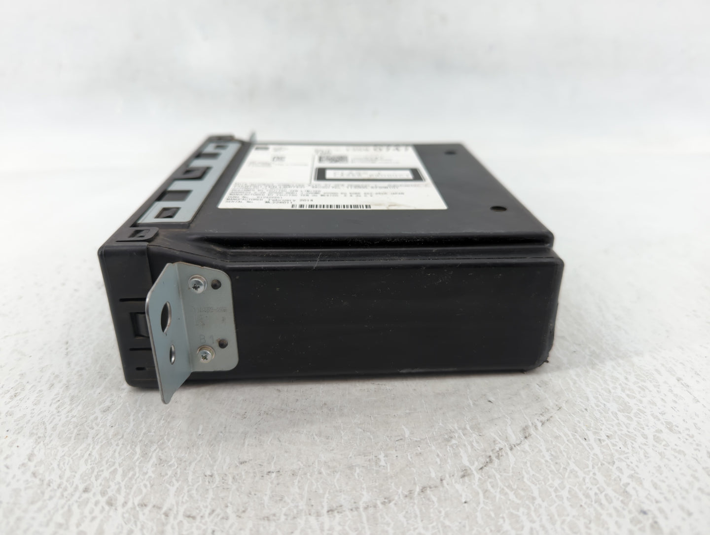 2014 Gmc Sierra 1500 Radio AM FM Cd Player Receiver Replacement P/N:13590747 Fits Fits 2013 2015 OEM Used Auto Parts - Oemus