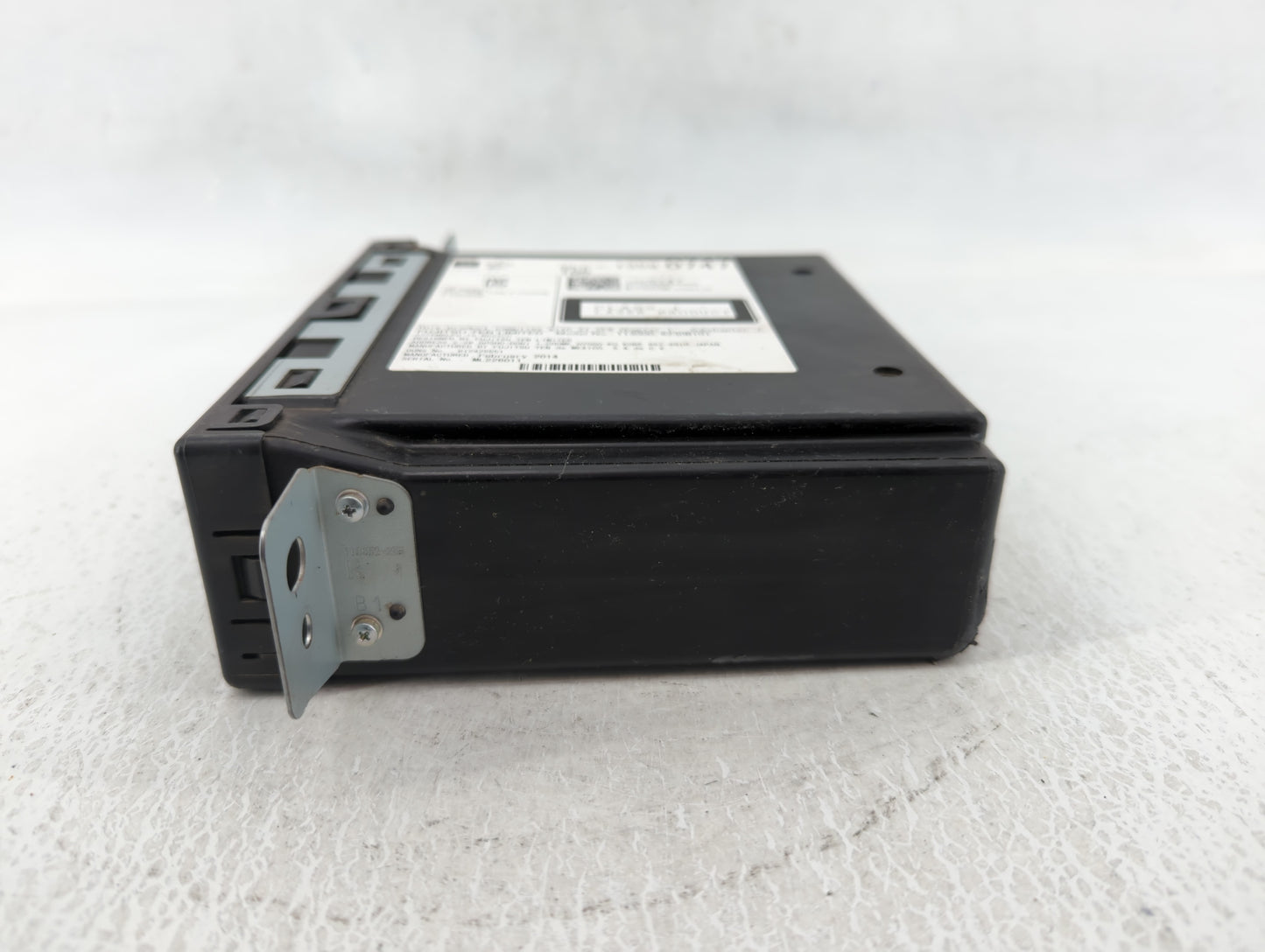 2014 Gmc Sierra 1500 Radio AM FM Cd Player Receiver Replacement P/N:13590747 Fits Fits 2013 2015 OEM Used Auto Parts - Oemus