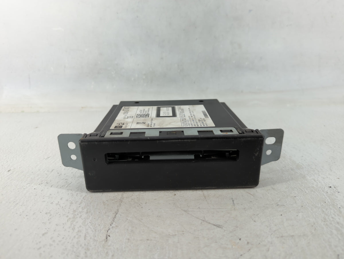 2014-2014 Gmc Sierra 1500 Am Fm Cd Player Radio Receiver 637763 - Oemusedautoparts1.com