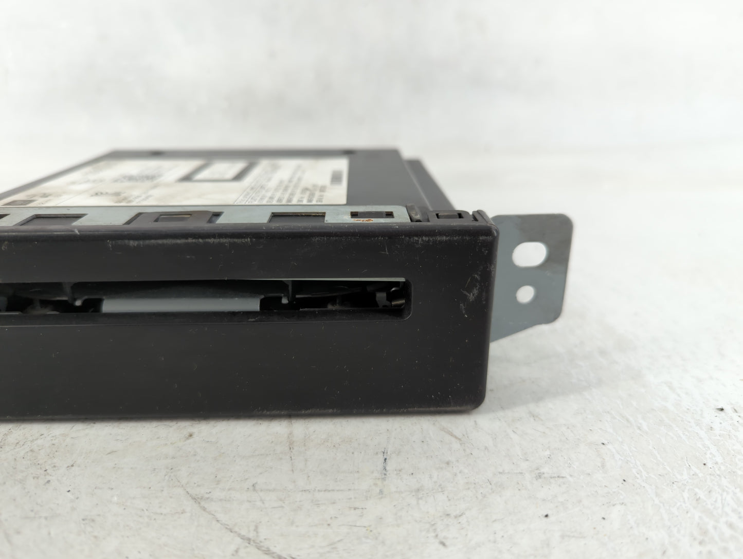 2014-2014 Gmc Sierra 1500 Am Fm Cd Player Radio Receiver - Oemusedautoparts1.com