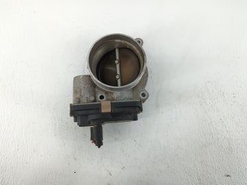 2014-2022 Gmc Sierra 1500 Throttle Body P/N:12617792 Fits Fits 2014 2015 2016 2017 2018 2019 2020 2021 2022 OEM Used Auto Pa