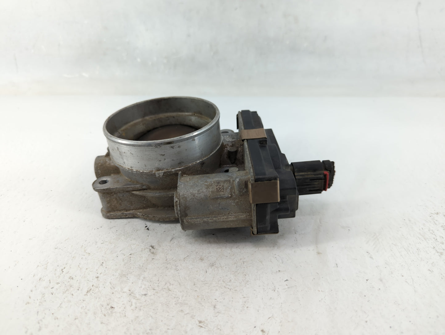 2014-2022 Gmc Sierra 1500 Throttle Body P/N:12617792 Fits Fits 2014 2015 2016 2017 2018 2019 2020 2021 2022 OEM Used Auto Pa