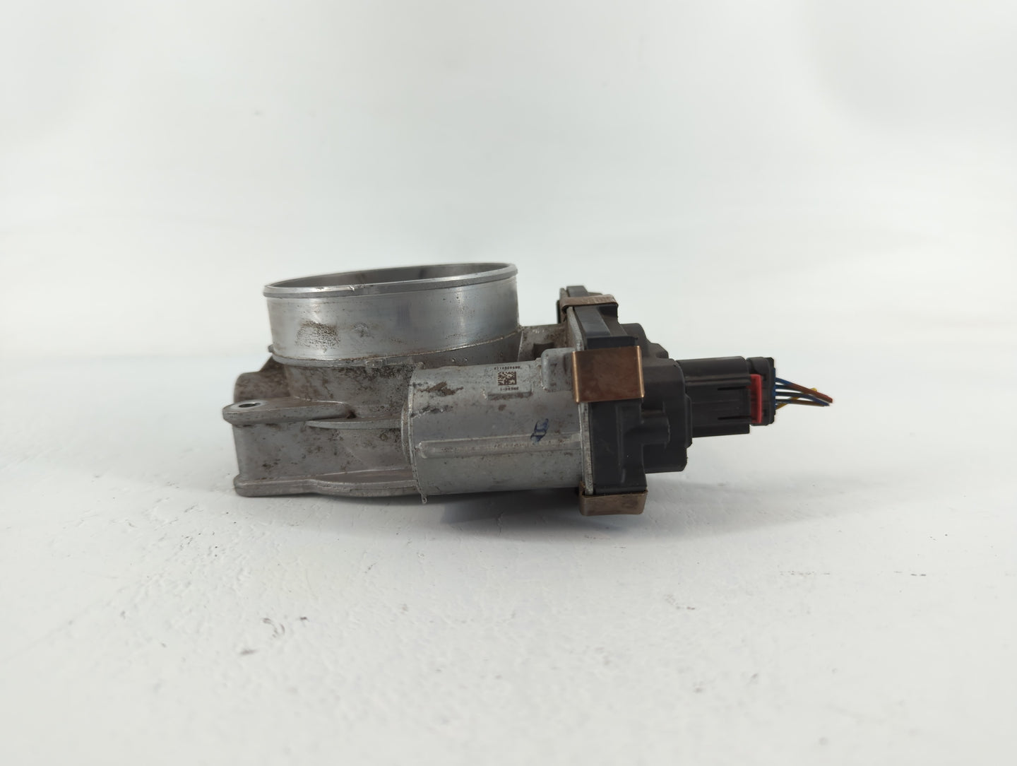 2014-2022 Gmc Sierra 1500 Throttle Body P/N:12617792 Fits Fits 2014 2015 2016 2017 2018 2019 2020 2021 2022 OEM Used Auto Pa