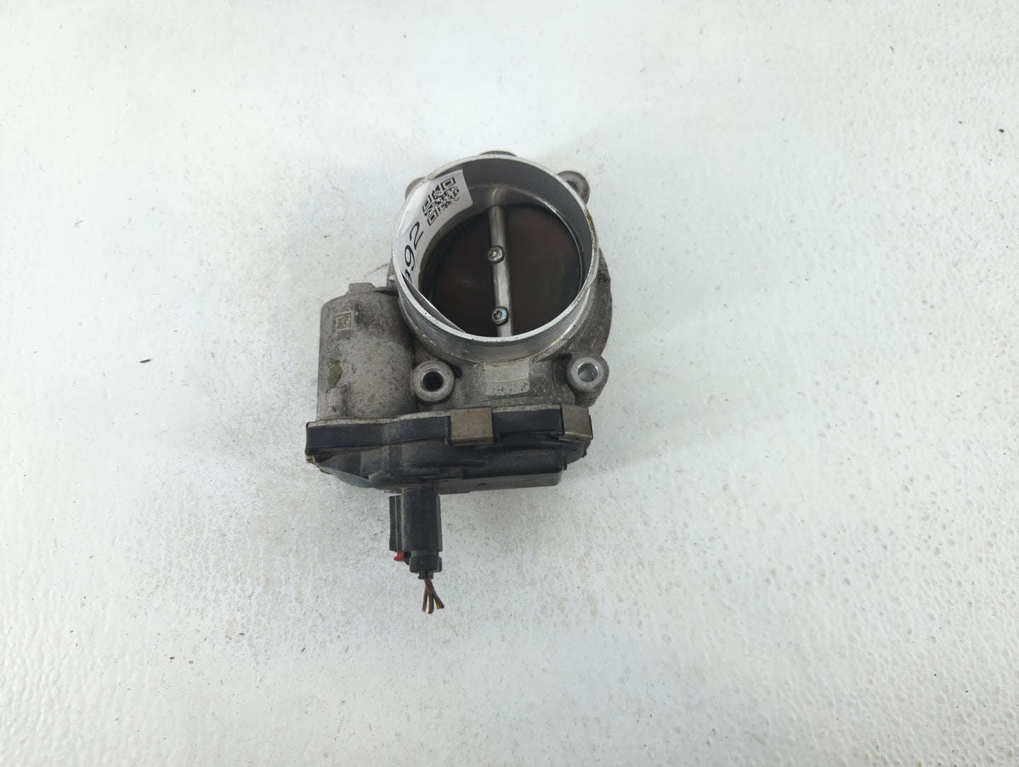 2014-2015 Gmc Sierra 1500 Throttle Body P/N:12632171BA Fits Fits 2014 2015 OEM Used Auto Parts - Oemusedautoparts1.com