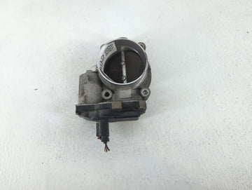 2014-2015 Gmc Sierra 1500 Throttle Body P/N:12632171BA Fits Fits 2014 2015 OEM Used Auto Parts - Oemusedautoparts1.com