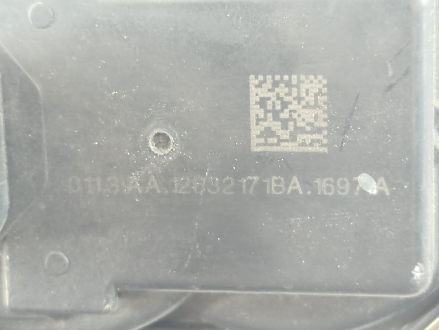2014-2015 Gmc Sierra 1500 Throttle Body P/N:12632171BA Fits Fits 2014 2015 OEM Used Auto Parts - Oemusedautoparts1.com