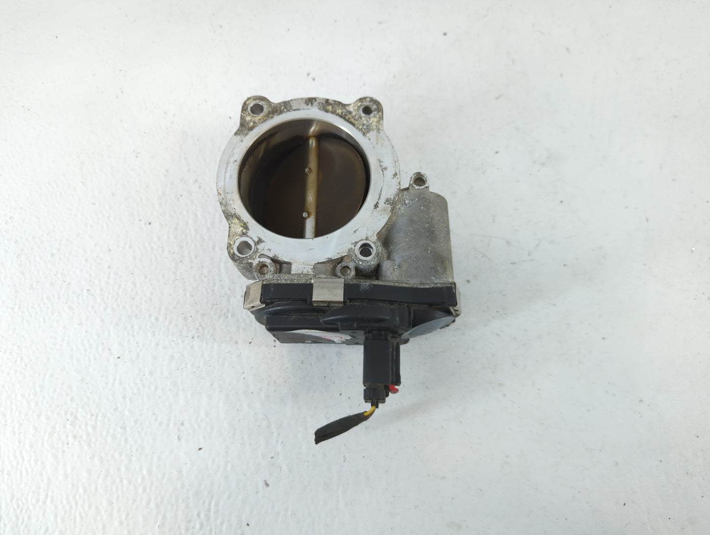 2014-2015 Gmc Sierra 1500 Throttle Body P/N:12632171BA Fits Fits 2014 2015 OEM Used Auto Parts - Oemusedautoparts1.com