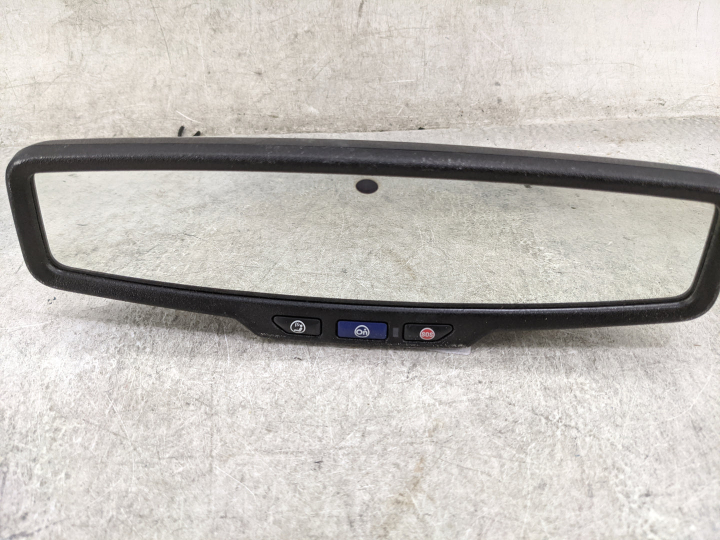 2014 Gmc Sierra 3500 Interior Rear View Mirror Replacement OEM P/N:026538 GNTX-858 Fits OEM Used Auto Parts - Oemusedautopar