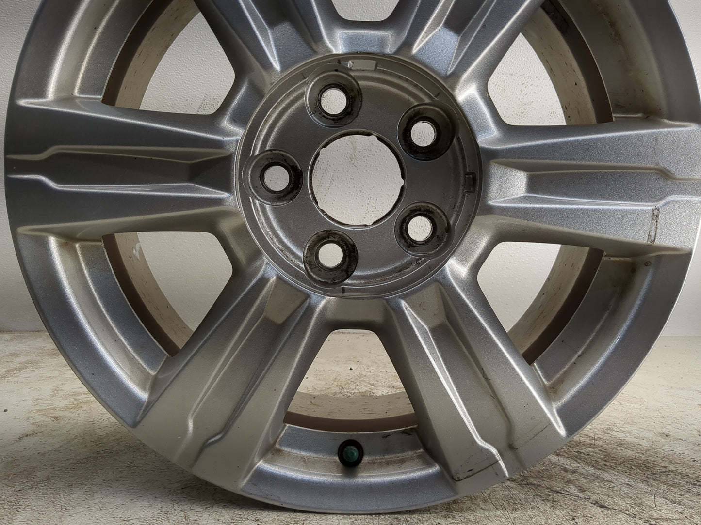 2014-2017 Gmc Terrain Oem Wheel Rim 1142707 - Oemusedautoparts1.com