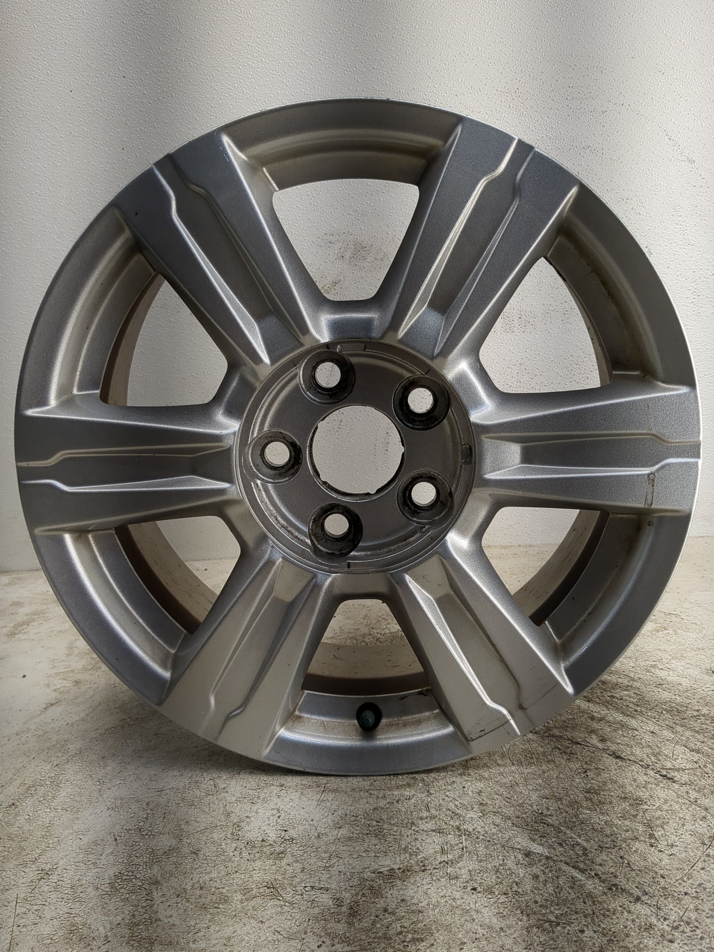 2014-2017 Gmc Terrain Oem Wheel Rim 1142707 - Oemusedautoparts1.com