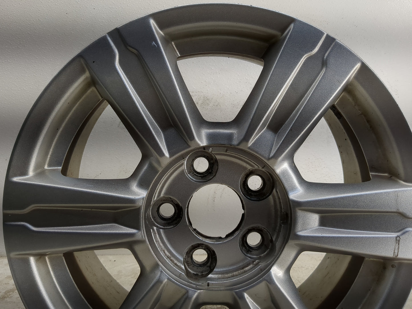 2014-2017 Gmc Terrain Oem Wheel Rim 1142707 - Oemusedautoparts1.com