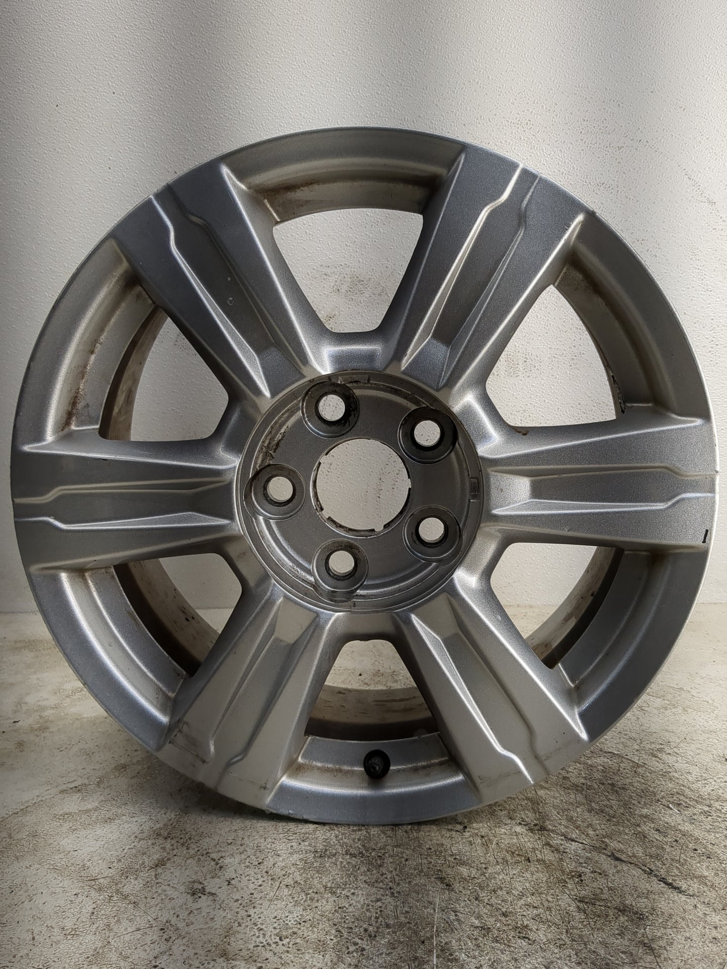 2014-2017 Gmc Terrain Oem Wheel Rim 1142708 - Oemusedautoparts1.com