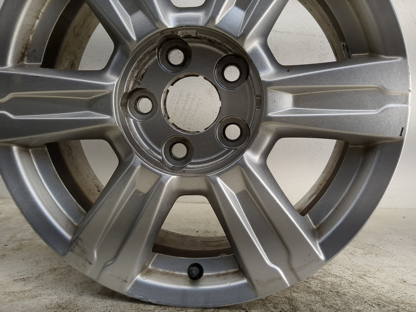 2014-2017 Gmc Terrain Oem Wheel Rim 1142708 - Oemusedautoparts1.com