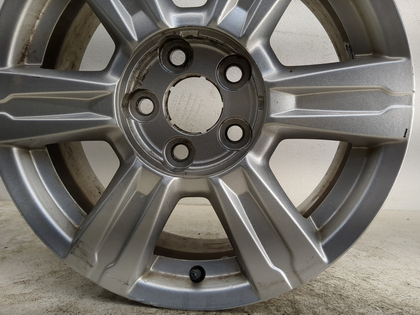 2014-2017 Gmc Terrain Oem Wheel Rim 1142708 - Oemusedautoparts1.com